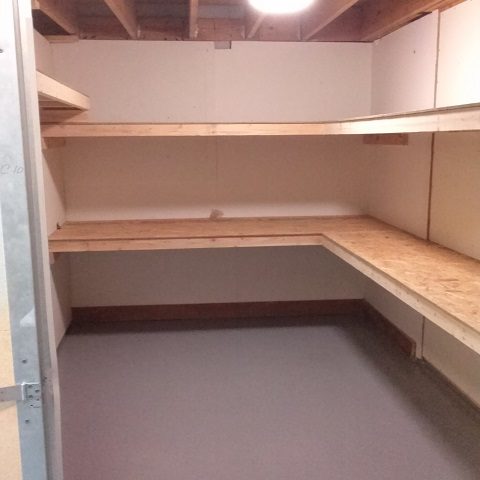 Self Storage Medium Unit Lights & Shelves