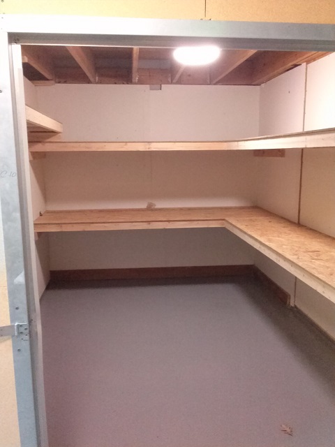 Self Storage Medium Unit Lights & Shelves
